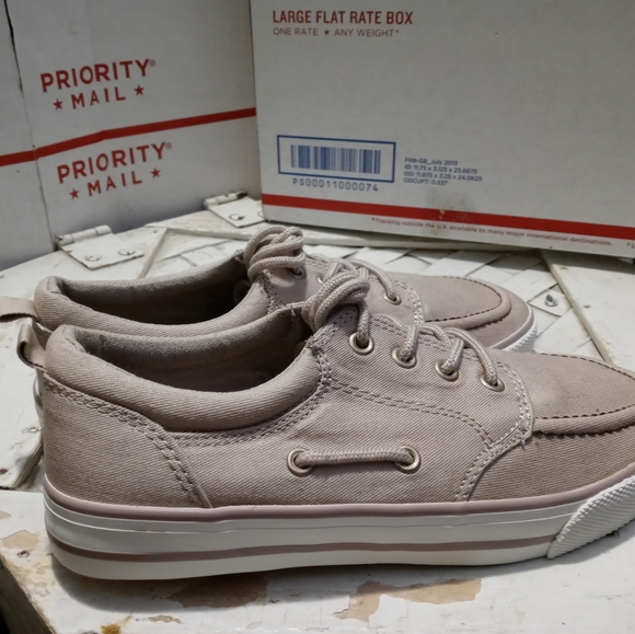 ๐๐OLD NAVY CANVAS BOAT SHOES ๐NEW!!!,SIZE 5,GIVE A FABULOUS GIF - Picture 8 of 12